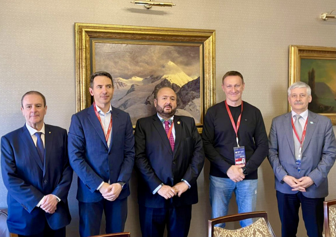 El 2 de junio, líderes de Streamer se reunieron con el Ministro de Economía de Guatemala y el Embajador de Guatemala en Rusia.